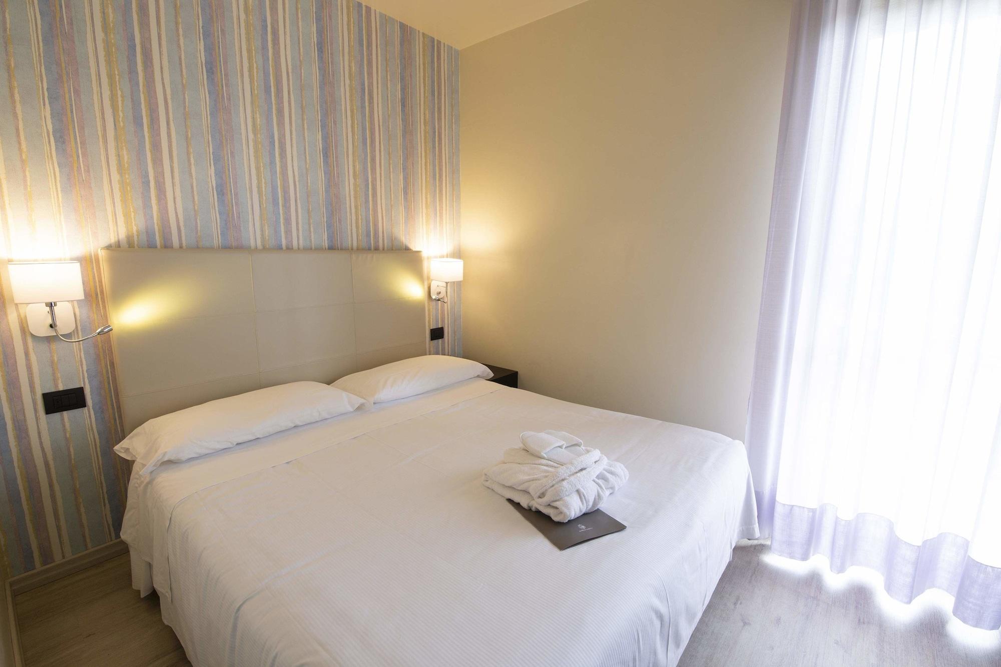 Hotel Parigi 2&Spa Dalmine Esterno foto