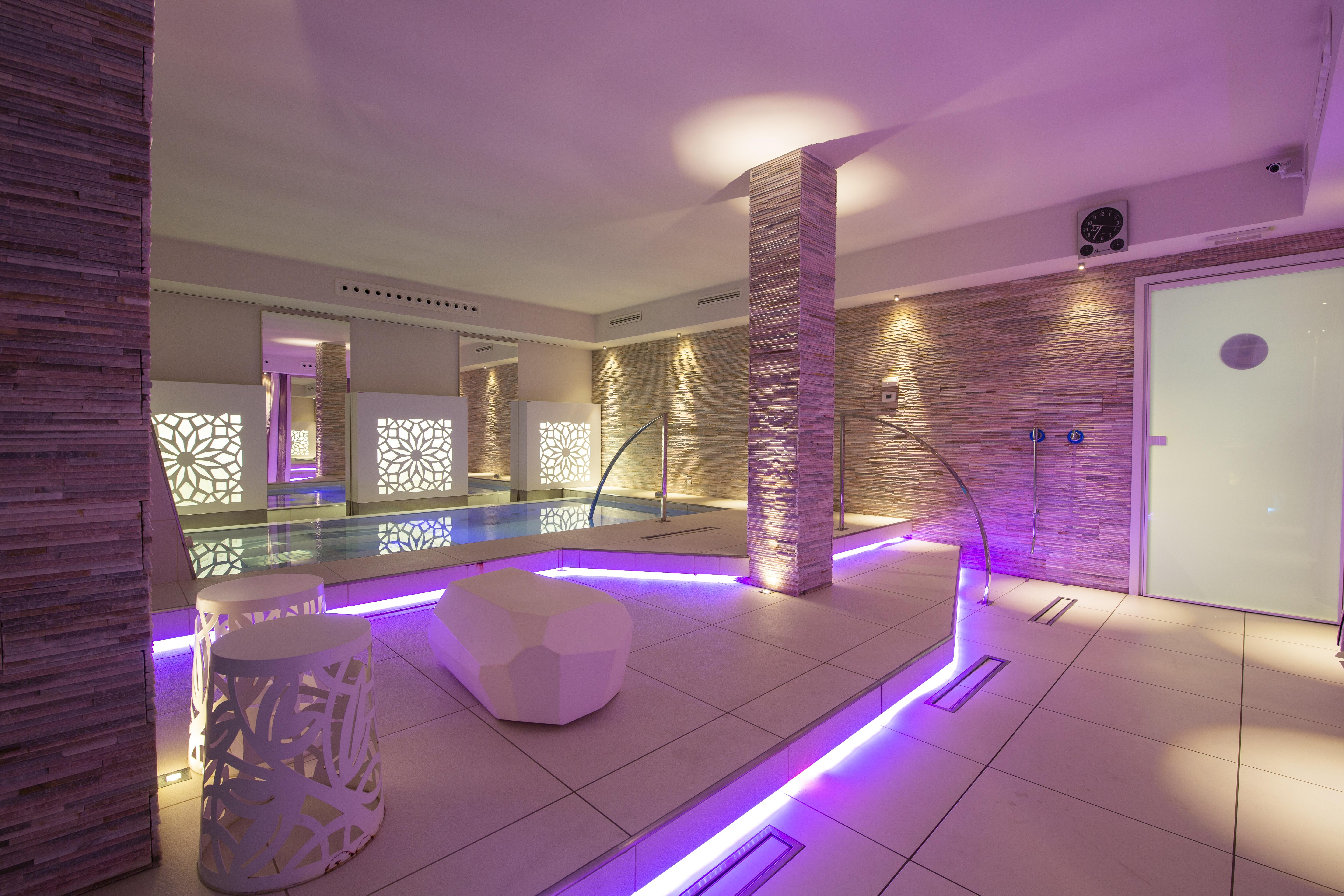 Hotel Parigi 2&Spa Dalmine Esterno foto