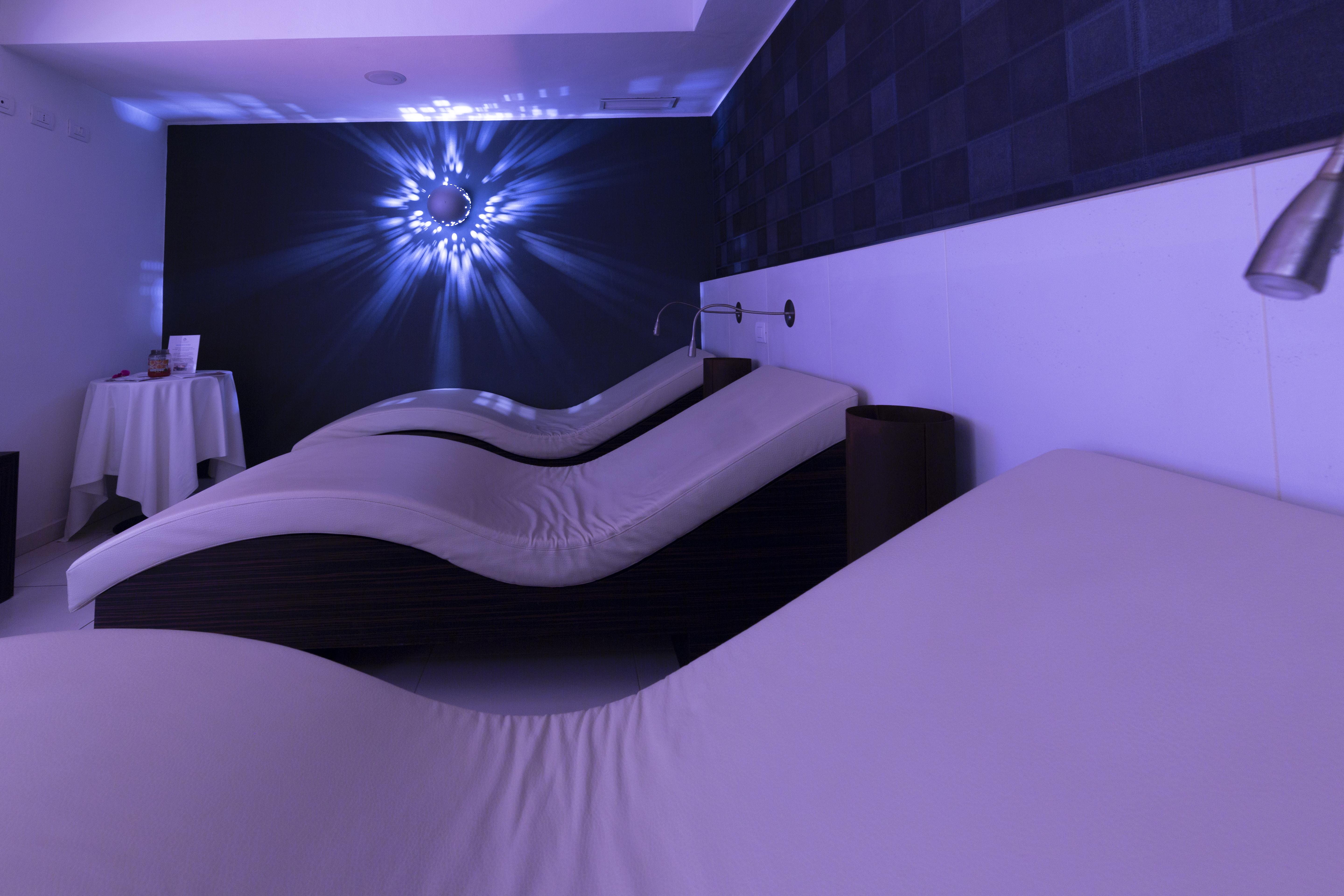 Hotel Parigi 2&Spa Dalmine Esterno foto