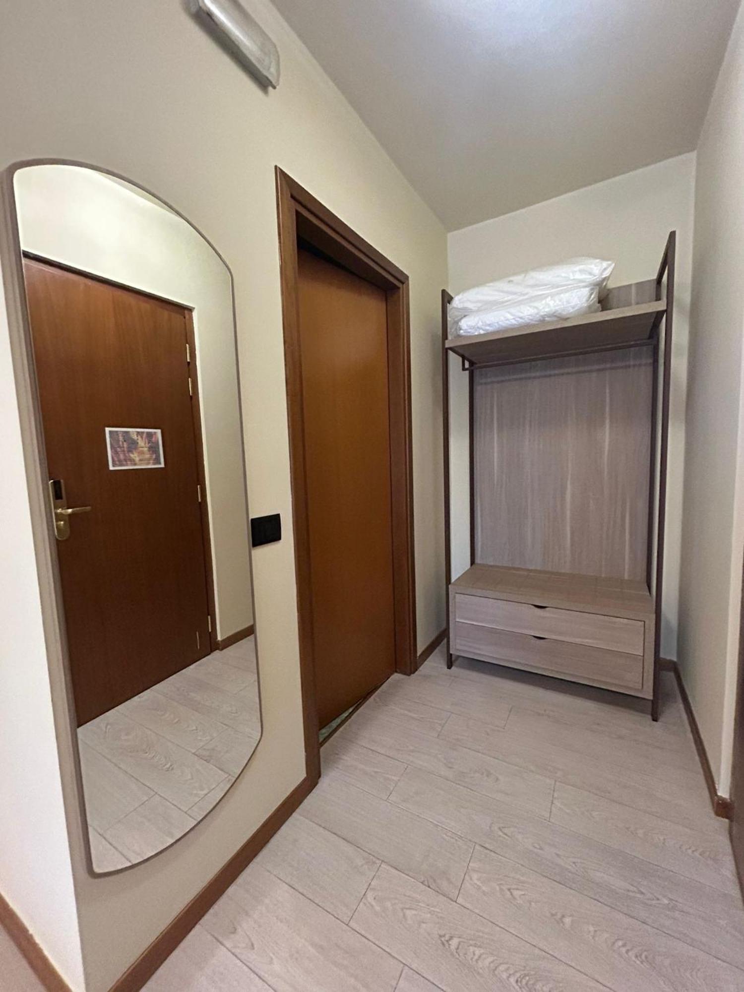 Hotel Parigi 2&Spa Dalmine Esterno foto