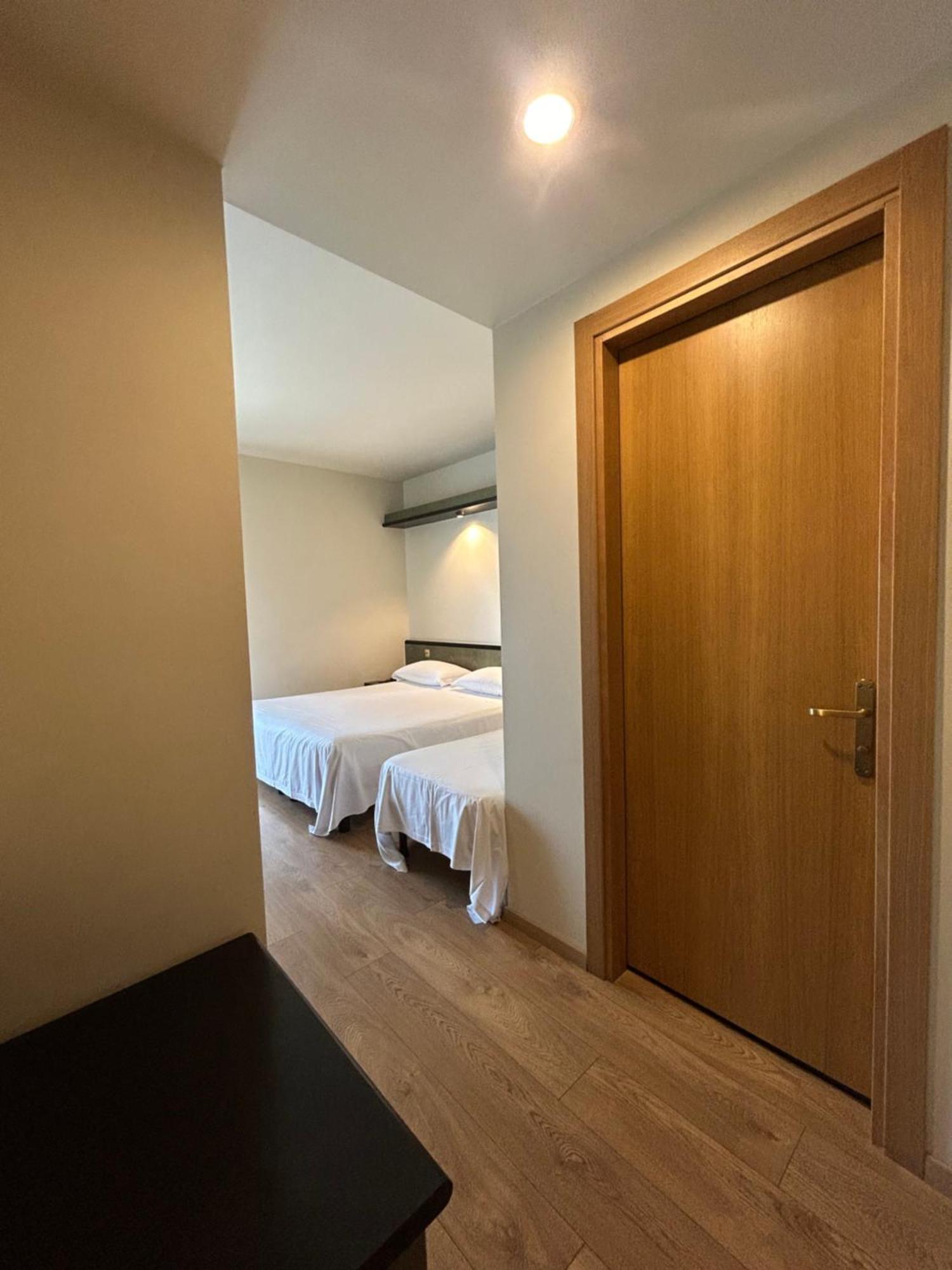 Hotel Parigi 2&Spa Dalmine Esterno foto